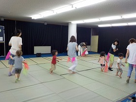 親子で楽しむ運動あそび3