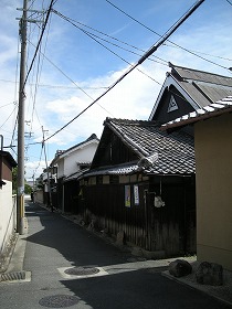 山田の古い街並み