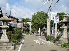 吉志部神社への参道