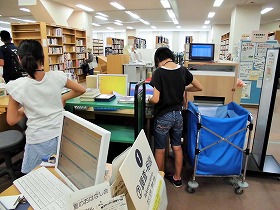 一日図書館員1