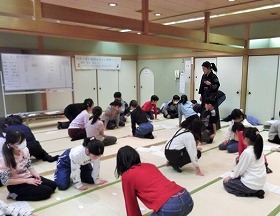 百人一首と競技かるたに挑戦しよう！